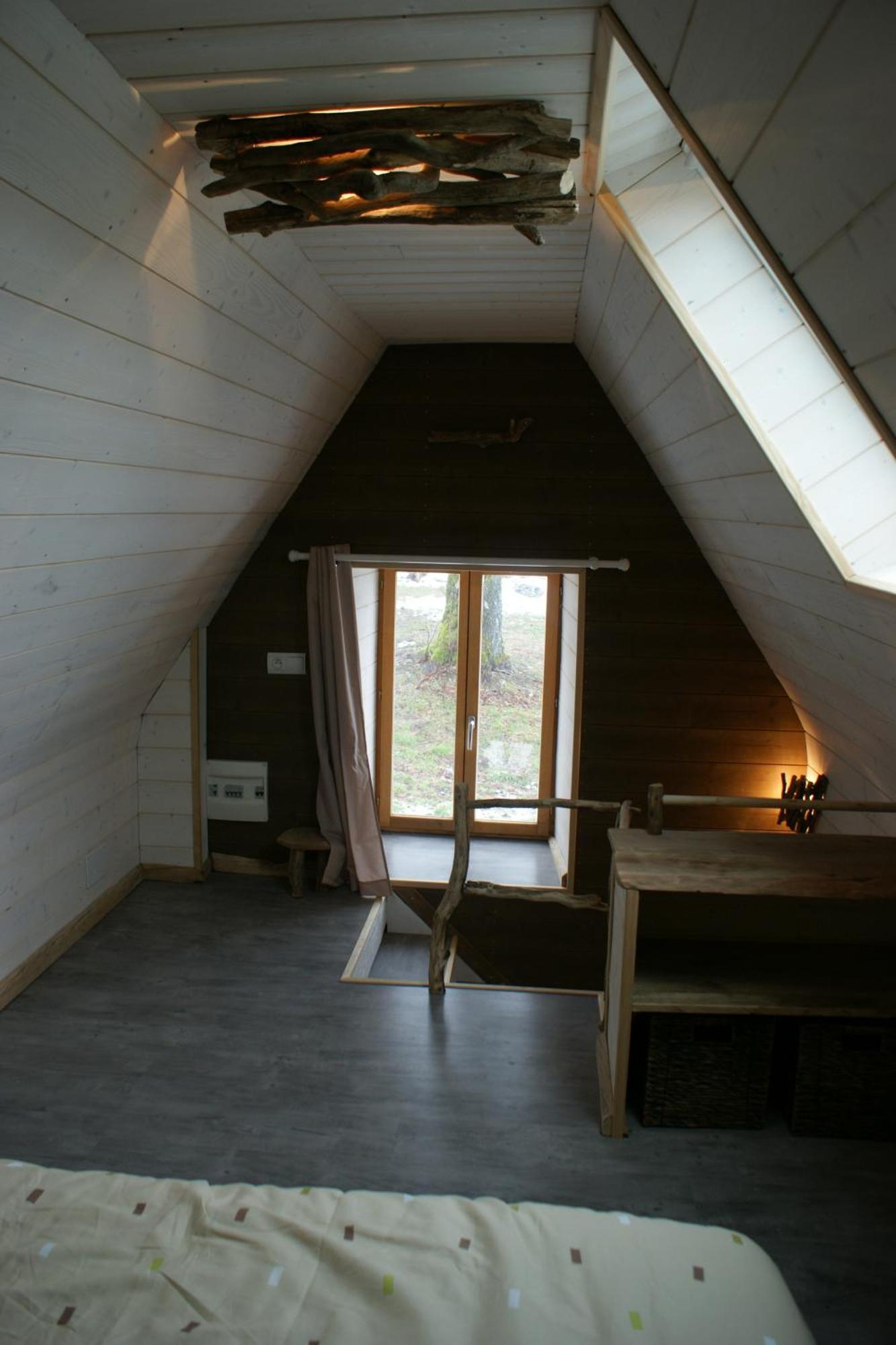 Le P'Tit Gite De Chomet La Tour-d'Auvergne Exterior photo